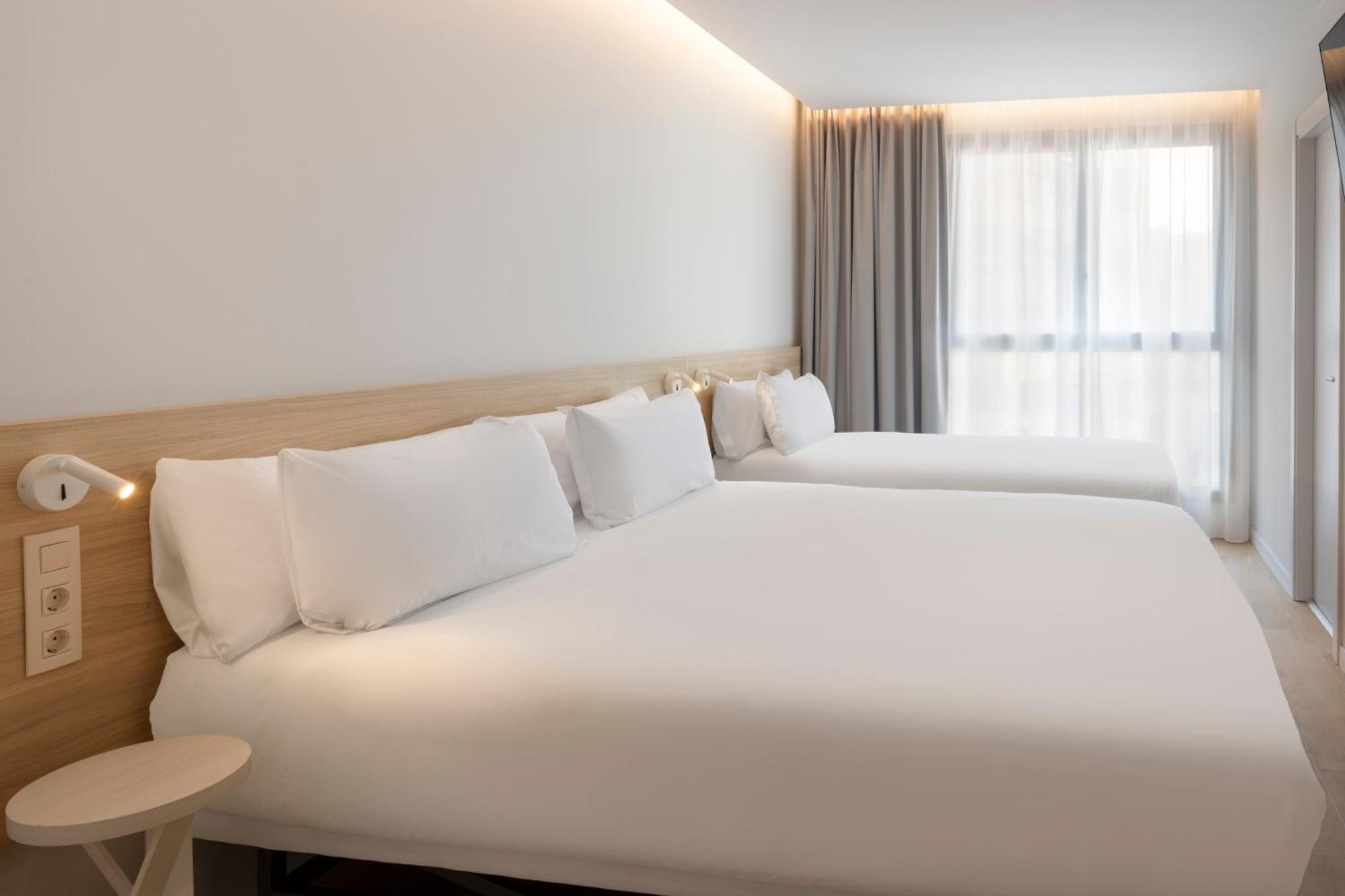 B&B Hotel Alicante Centro ภายนอก รูปภาพ