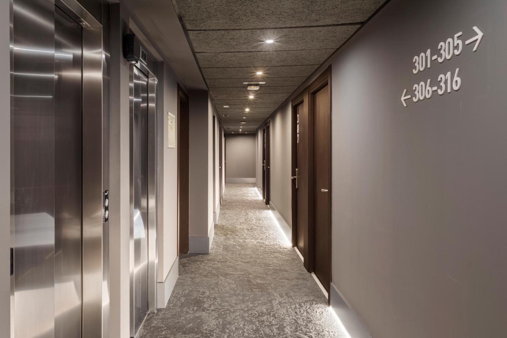 B&B Hotel Alicante Centro ภายนอก รูปภาพ