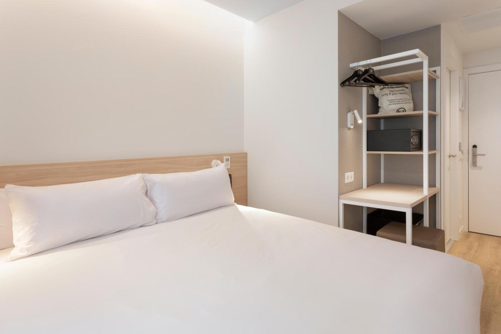B&B Hotel Alicante Centro ภายนอก รูปภาพ