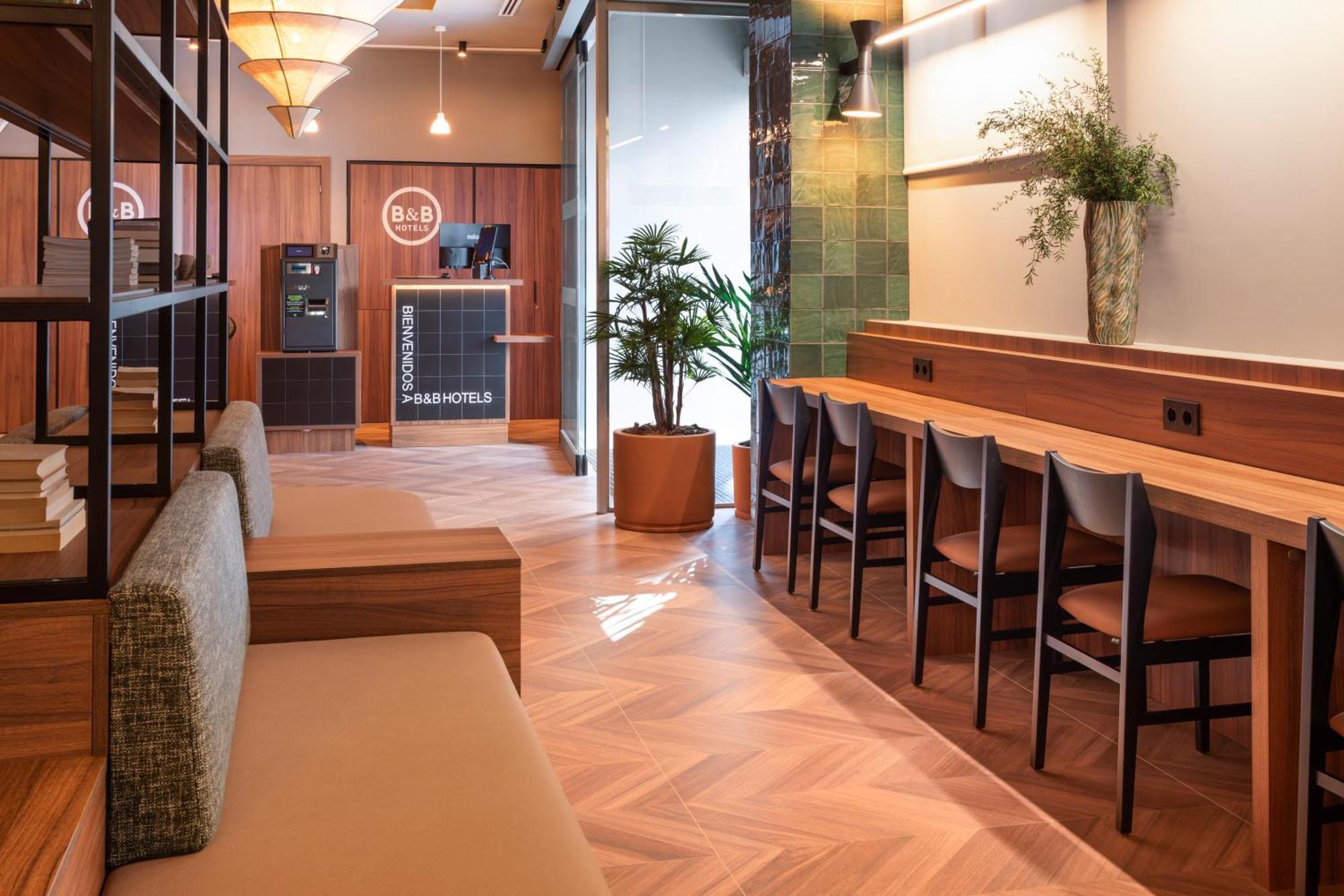 B&B Hotel Alicante Centro ภายนอก รูปภาพ