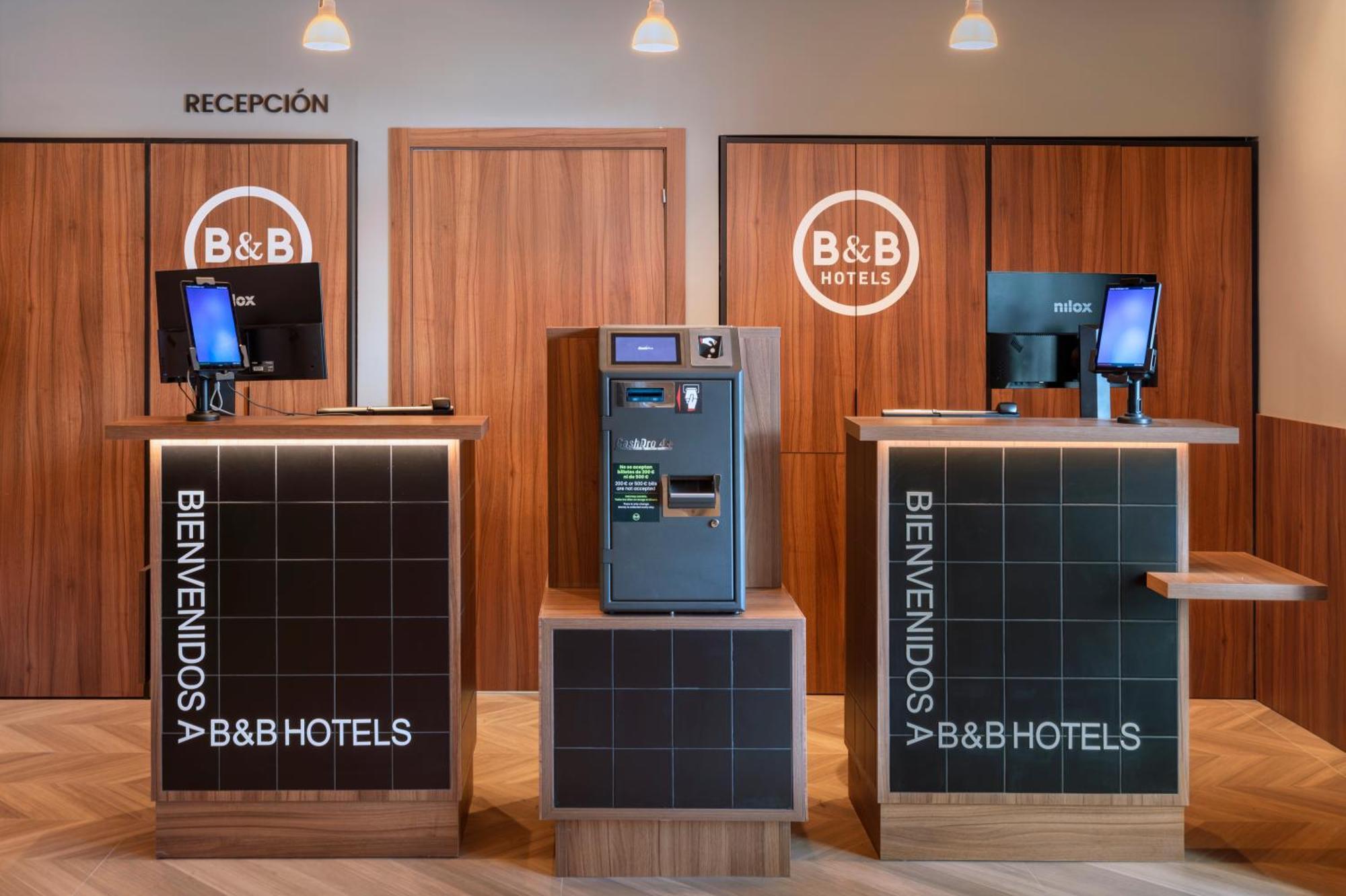 B&B Hotel Alicante Centro ภายนอก รูปภาพ