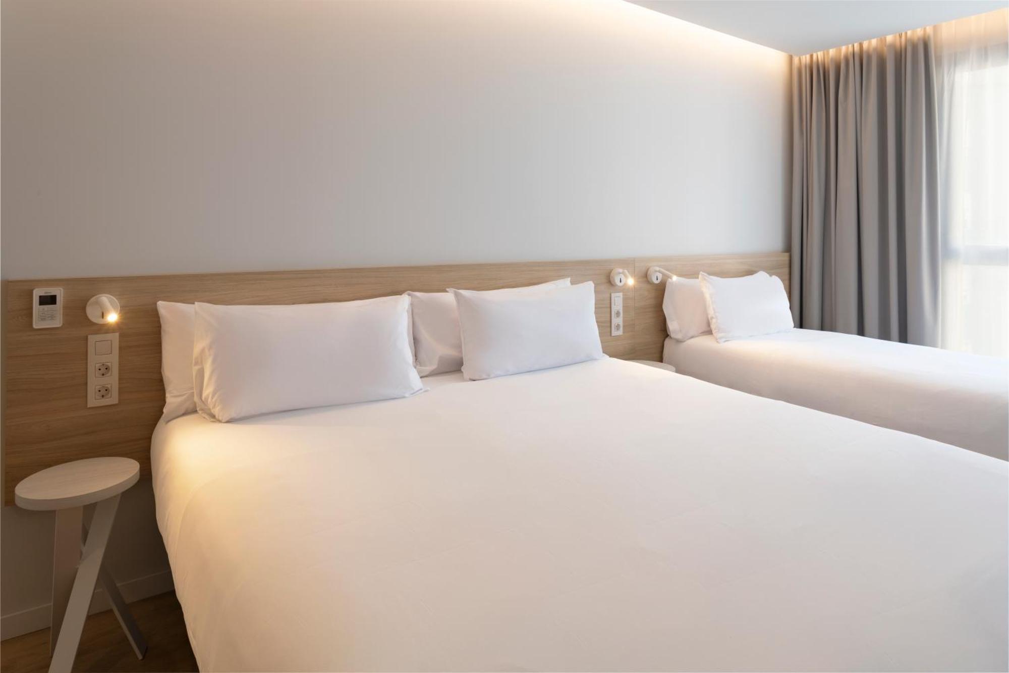 B&B Hotel Alicante Centro ภายนอก รูปภาพ